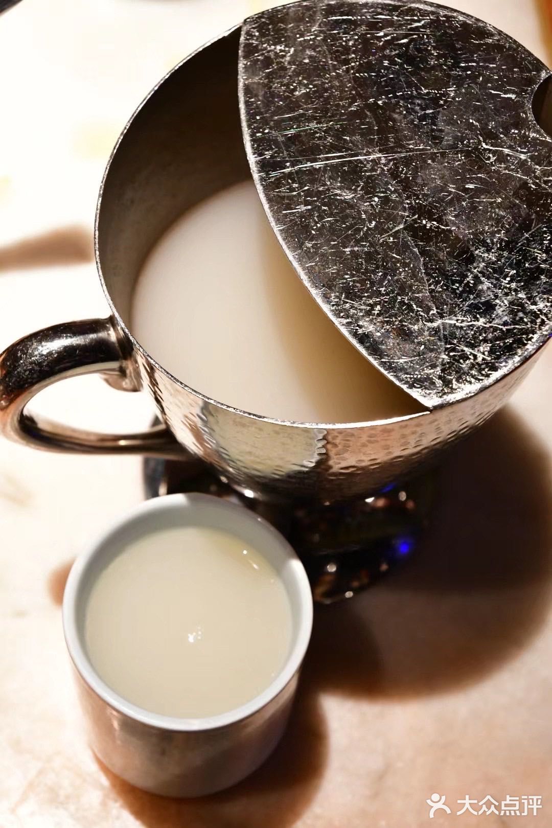 说到这儿，我不得不提的就是那江鲜味美的“不时不食