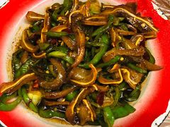 青椒猪耳朵-红棚子(女人街店)