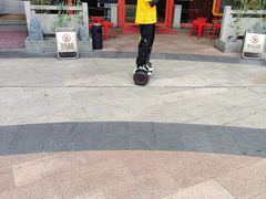 -宝龙城(杭州滨江店)