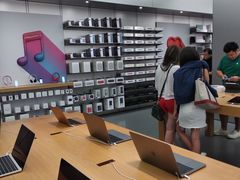 -Apple 零售店(Canton Road)