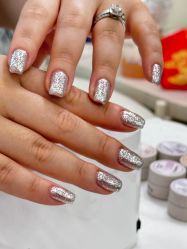 -Nail Me美甲美睫
