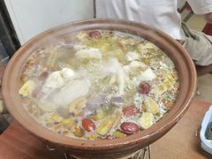 -威邵鸡煲(西华路总店)