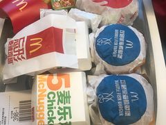 -麦当劳(东方时代广场分店)