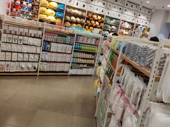 -名创优品(广东东莞东城万达2店)