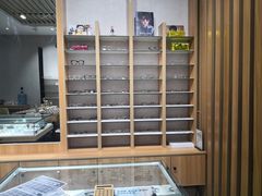 -无界眼镜MaxLess(滨江星光大道店)