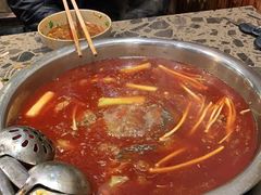 -肖肖酸萝卜鱼火锅(总店)