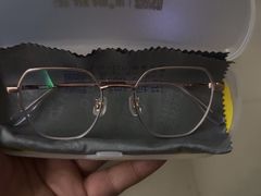 -诺柯视眼镜-蔡司依视路官方工厂店(淞南一店)