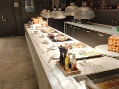 -筠咖啡西餐厅(上海国展宝龙丽筠酒店)