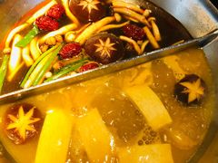 -湊湊火锅·茶憩(新中关购物中心店)