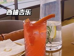 -杏荟旋转餐厅(广州爱群店)