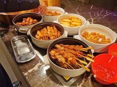 -广州万富希尔顿酒店·感趣自助餐厅·金秋蟹宴生蚝海鲜刺身