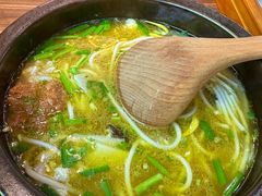 -良米山·云南野生菌过桥米线(上海首店)