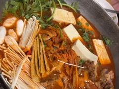 -喇喇排骨火锅·传统韩式脊骨汤(望京西园总店)