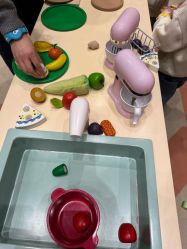 -奈尔宝家庭中心·亲子餐厅(鄞州万达店)