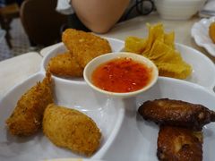 滋味小食拼盘-喜莲咖啡
