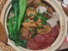 -华记煲仔华·煲仔饭(市桥易发店)
