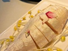 -茅草房·河畔园林火锅