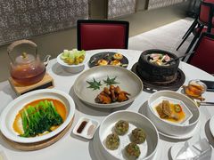-富淳饭店(陆家嘴保利广场店)