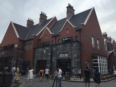 -钟书阁(松江泰晤士小镇店)