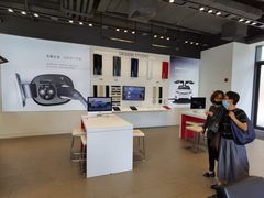 -TESLA 特斯拉(上海太古汇体验店)