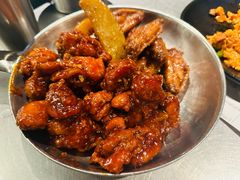 韩式炸鸡-MI WU FACTORY米屋美食工厂餐厅(绿地店)