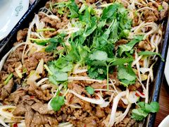 铁盘烤羊肉-清真永恒华威肉饼(潘家园店)