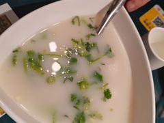 -南京金牛湖巨碗鱼头
