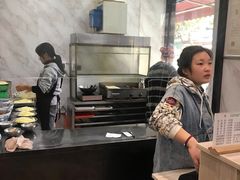 -白翔甜食店