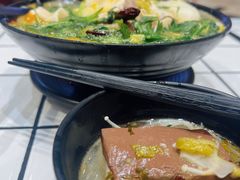 -肥汁米蘭香港米线(长宁来福士店)