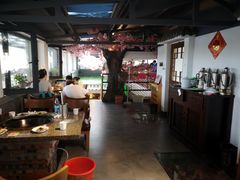 大堂-缘福乡村铁锅炖民宿(八达岭店)