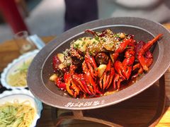 大锅油焖虾-有间虾铺·经典湘菜·小龙虾(新梦店)