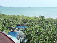 -三亚湾海居铂尔曼度假酒店