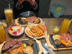 -许榴香西餐厅(台东步行街店)