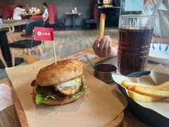 -必胜客(新中纬店)