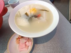 -有红鸡毛店·川菜(建设路店)