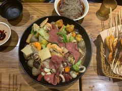 -万记麻辣烫国展总店