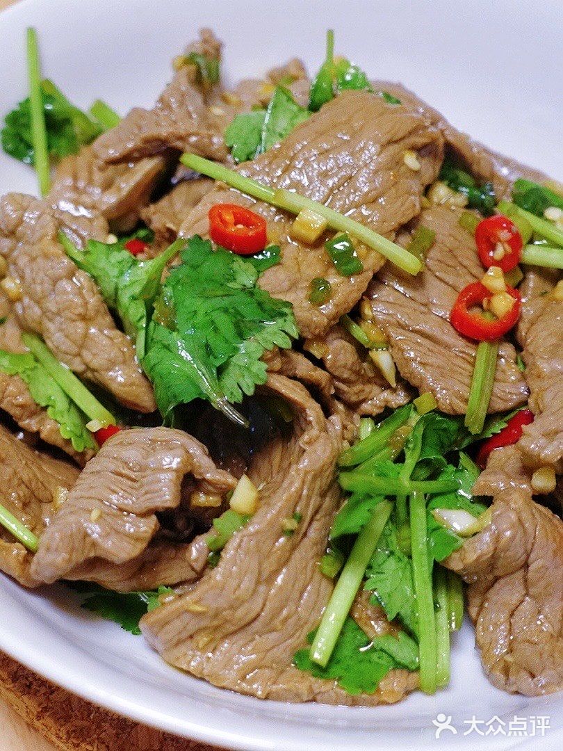 小时候一盘酱爆鸡丁你能吃几碗饭