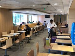 大堂-麦当劳(军博店)