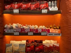 -耶里夏丽·丝路国际·新疆餐厅(浦东区东方路店)