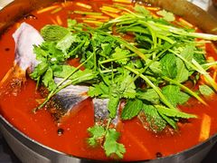 凯里酸汤鱼火锅锅底-泉味道贵州厨房(三里河店)