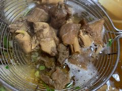 -吕记潮汕牛肉火锅(海宁海昌南路店)