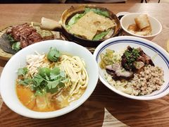 -BOIBOI马来茶餐室(江宁路店)