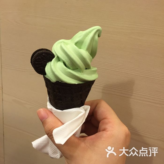 圆筒冰淇淋奥利奥口味