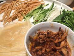 -关东小磨东北菜(上海长风大悦城店)