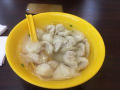 鸡汤馄饨-江万春水饺(安庆总店)
