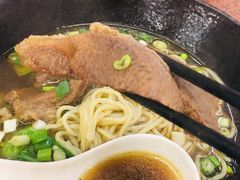 -尊品原汁牛肉面
