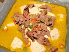 -有红鸡毛店·川菜(建设路店)