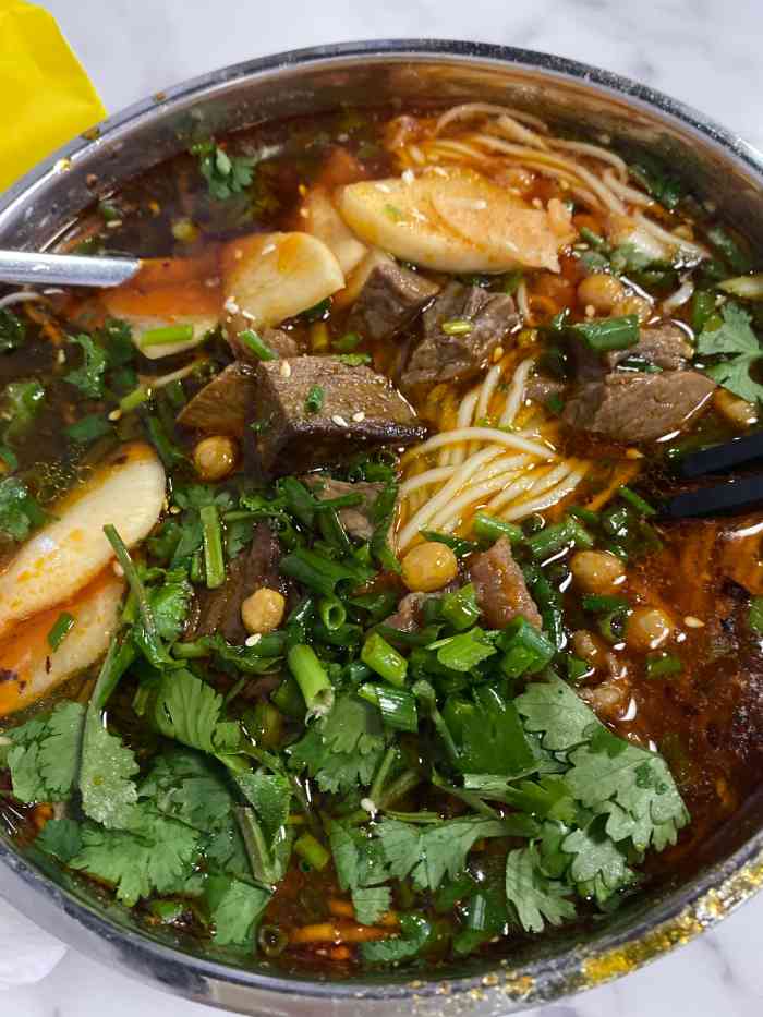 叼嘴巴儿重庆粉面(石厦店)-"城中村内的宝藏店铺之一宝藏的原因:一是.