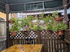 露天位-小厨子私房菜·云南美食店