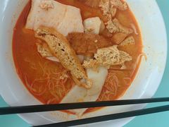 -亚王咖喱鸡米粉面